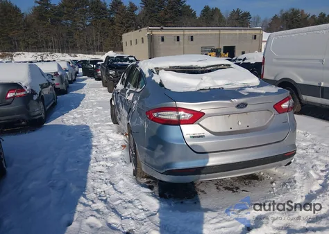 2014 Ford Fusion Energi Se Luxury z USA, uszkodzony, nr VIN 3FA6P0PU3ER238078